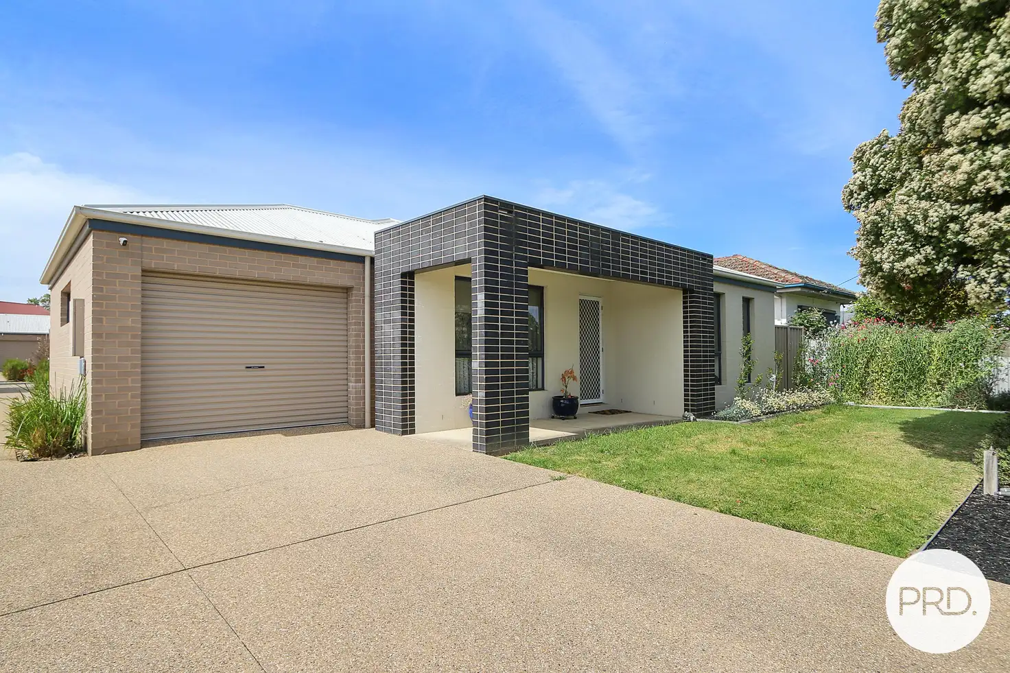 Main view of Homely unit listing, 1/562 Buchhorn Street, Lavington NSW 2641