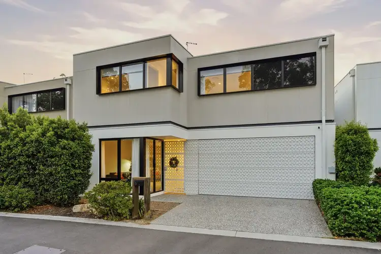 Second view of Homely house listing, 31/2 Brushbox Court, Chapel Hill QLD 4069