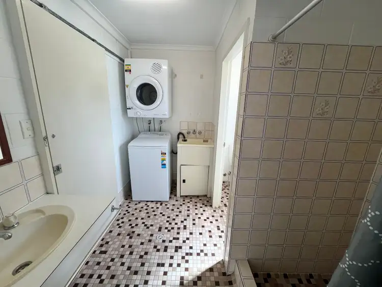 Fifth view of Homely unit listing, 11/122 Aumuller Street, Bungalow QLD 4870