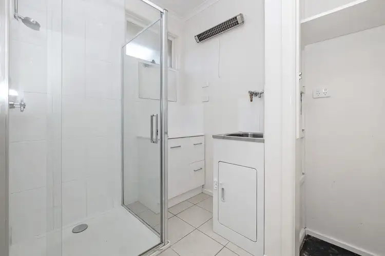 Fifth view of Homely unit listing, 2/5 Waterman Place, Frankston VIC 3199