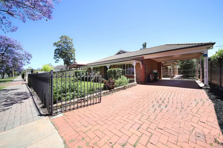 33 Allinga Ave, Glenside SA 5065