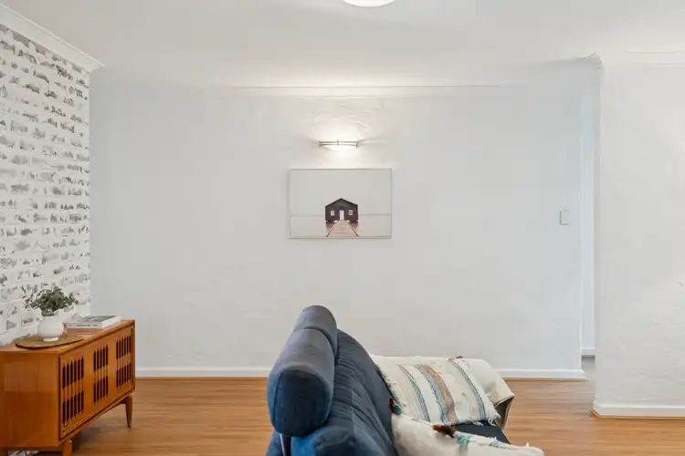 Fourth view of Homely house listing, 6 Granadilla Street, Duncraig WA 6023