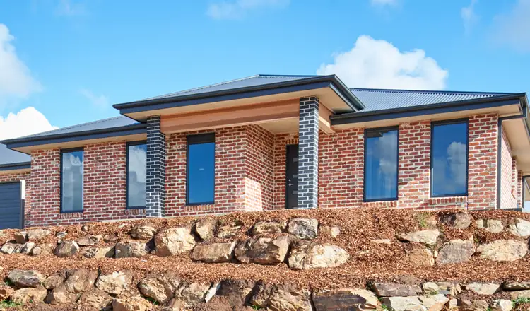 123 Brooklyn Drive, Bourkelands NSW 2650