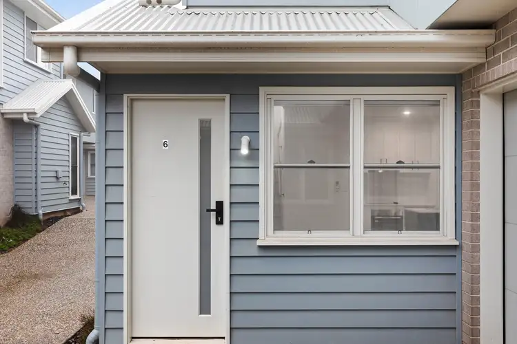 Second view of Homely house listing, 6/316 Stenner Street, Middle Ridge QLD 4350