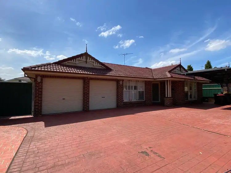 80 Edinburgh Circuit, Cecil Hills NSW 2171
