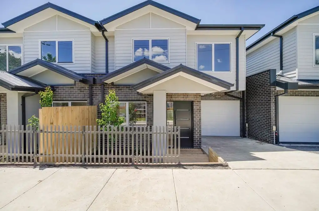 Main view of Homely townhouse listing, 76 Yarra Avenue, Reservoir VIC 3073