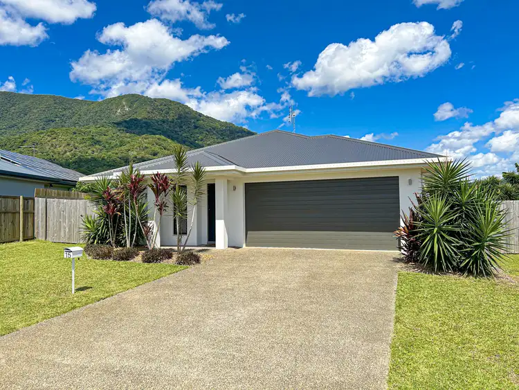 15 Noipo Crescent, Redlynch QLD 4870