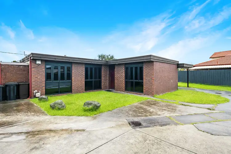 3/77-79 Kingsclere Avenue