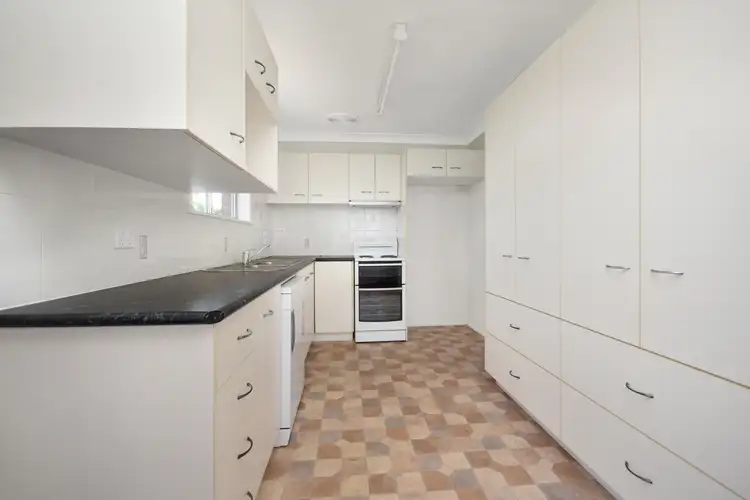 Fourth view of Homely house listing, 3 Kurrajong Street, Flinders View QLD 4305