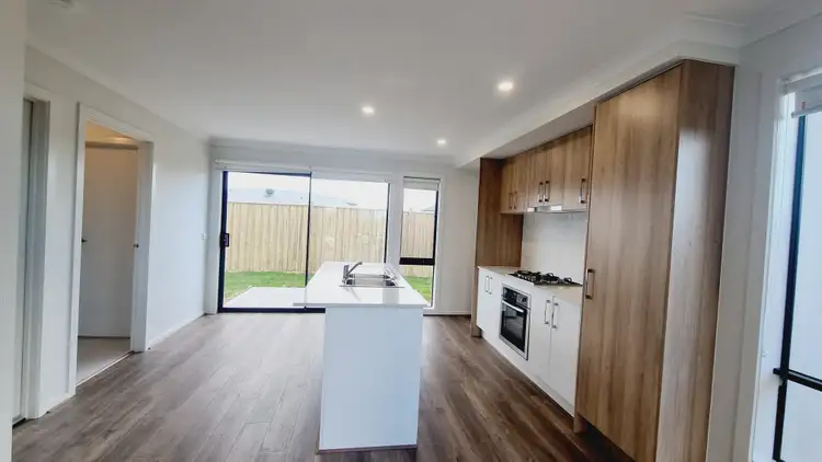 Fourth view of Homely house listing, 37 TANNUM CIRCUIT, Truganina VIC 3029