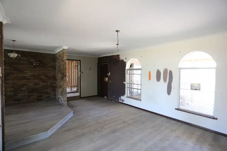 Second view of Homely house listing, 5 Scholey Street, Sinclair WA 6450