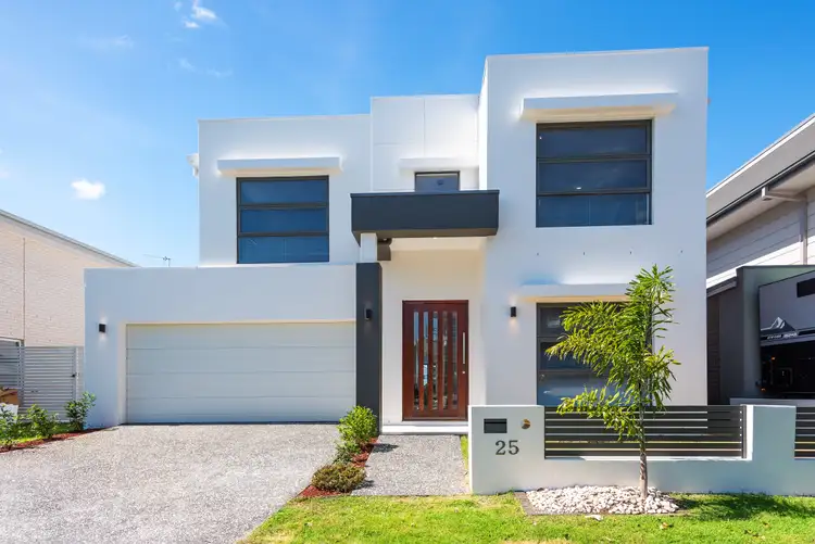 25 North View Street, Hope Island QLD 4212