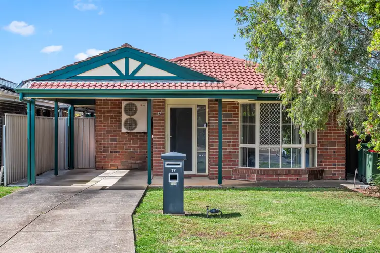 17 Tina Way, Morphett Vale SA 5162