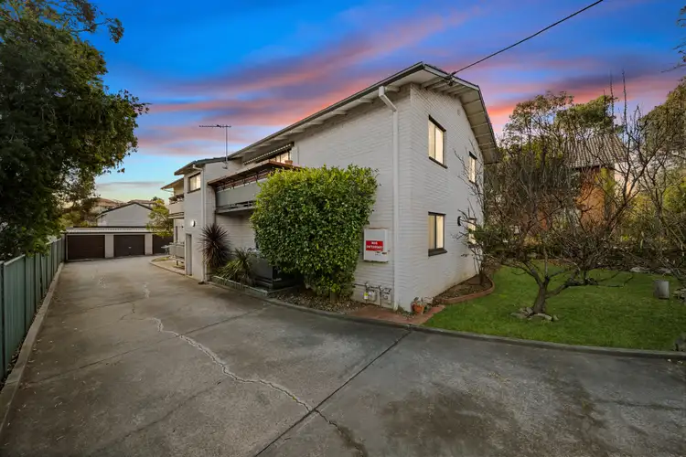 1/14 Yarrow Street, Queanbeyan East NSW 2620