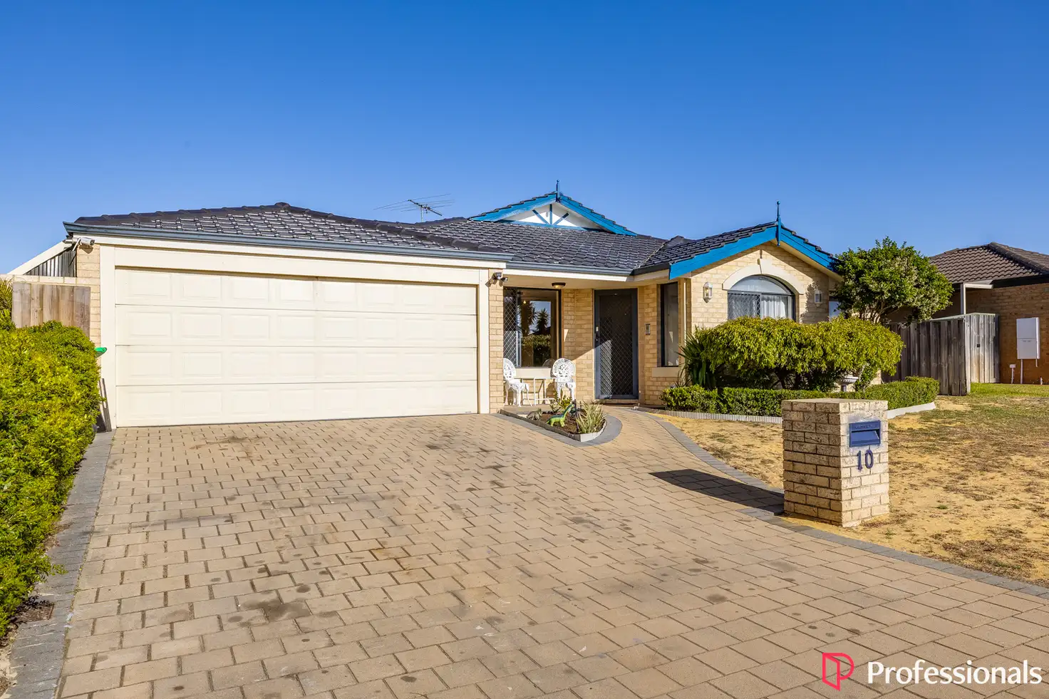 Main view of Homely house listing, 10 Hedgeley Corner, Landsdale WA 6065