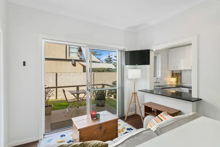 12/15 Eric Street, Cottesloe WA 6011