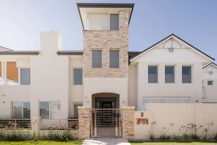 Second view of Homely house listing, 7 Tahiti Lane, Hillarys WA 6025