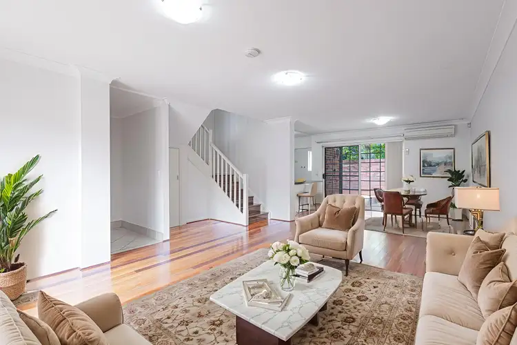 86-94 Kissing Point Rd