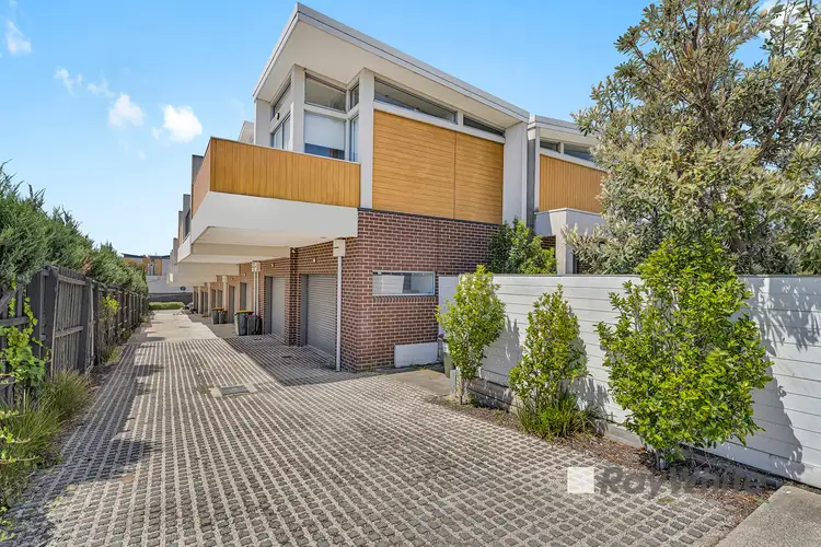 9/151 Hall Road, Carrum Downs VIC 3201