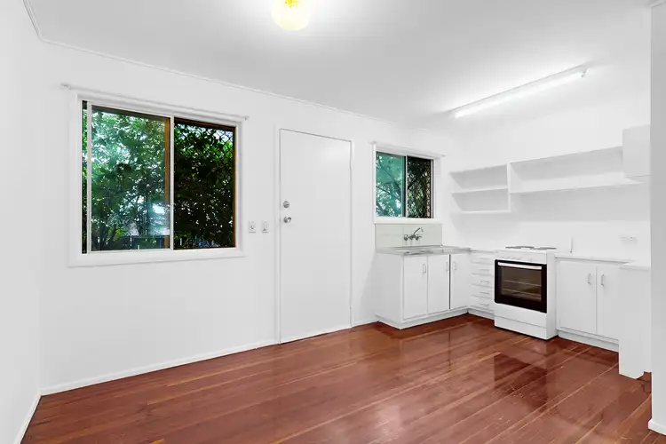 Third view of Homely unit listing, 4/14 Thorpe Street, Balmoral QLD 4171