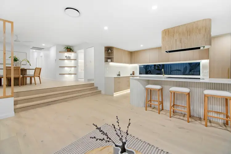 17 Mungala Street, Hope Island QLD 4212