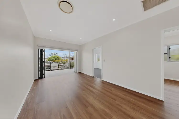 Second view of Homely unit listing, 7/18 Barton Road, Hawthorne QLD 4171