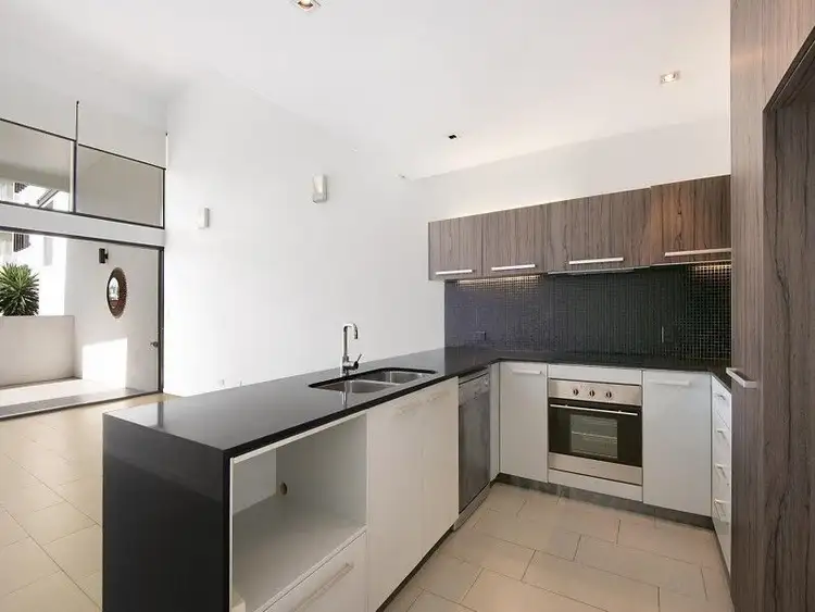 Fourth view of Homely townhouse listing, 2/78 Bromley Street, Kangaroo Point QLD 4169