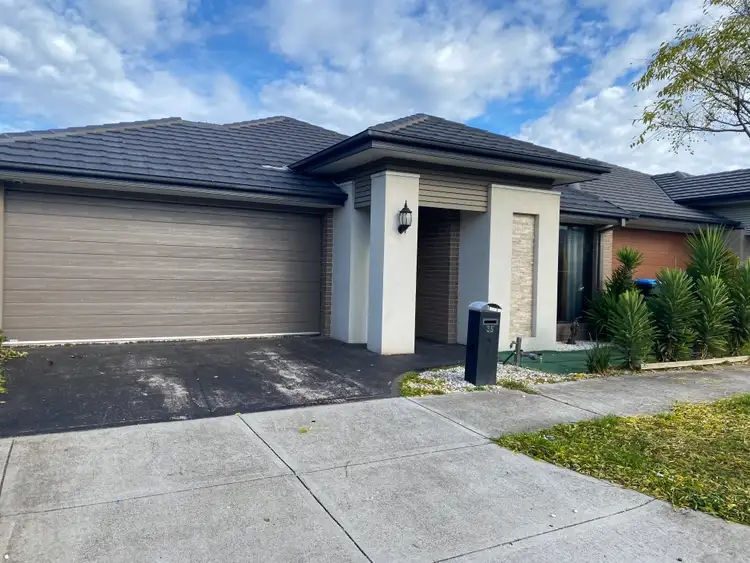 Second view of Homely house listing, 35 Glenfern Circuit, Truganina VIC 3029