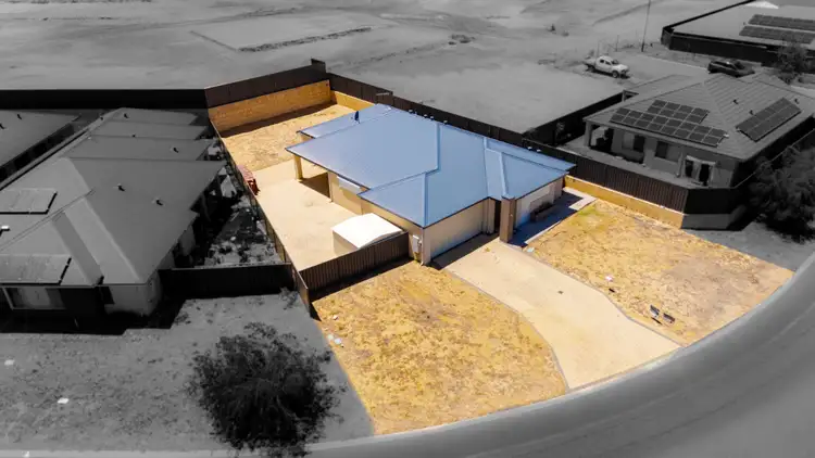 8 Dragonfly Boulevard, Lakelands WA 6180