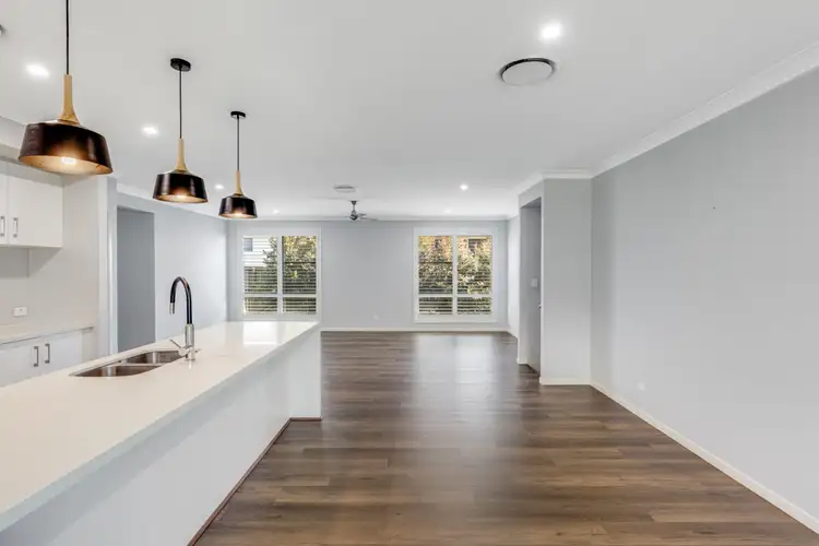 Fifth view of Homely house listing, 118 Webcke Crescent, Kleinton QLD 4352