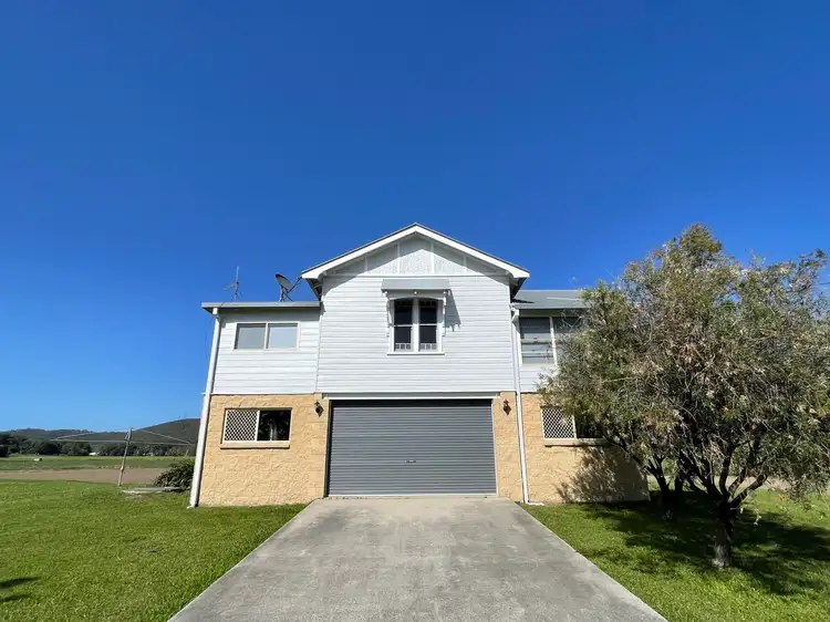 4496 Lawrence Road, Woodford Island NSW 2463