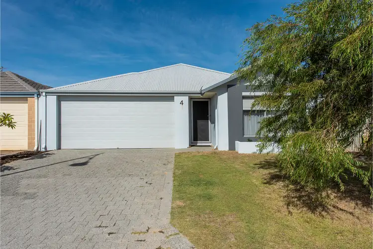4 Narloo Way, Golden Bay WA 6174