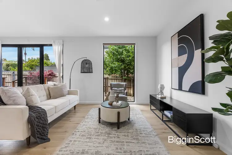 2/7 Walter Street, Glen Waverley VIC 3150