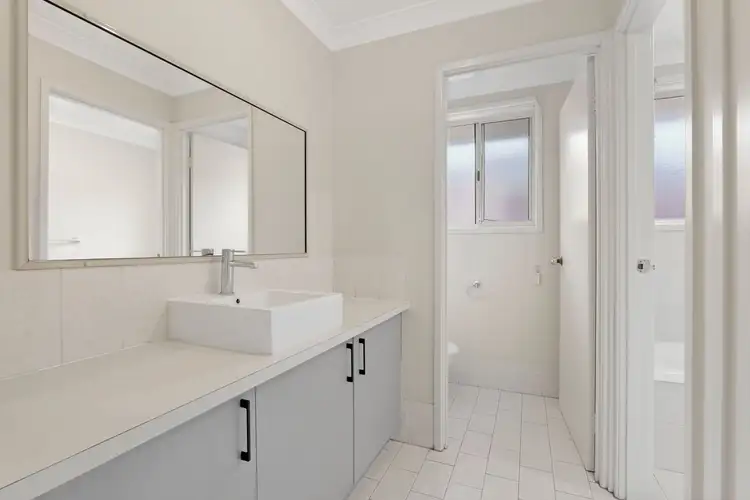 Fourth view of Homely house listing, 2/3 Peter Place, Bligh Park NSW 2756