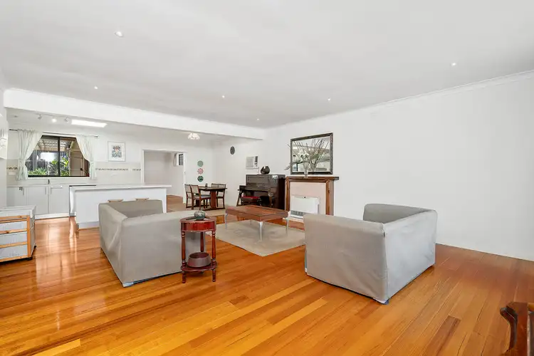 Second view of Homely house listing, 2 Kenilworth Avenue, Frankston VIC 3199