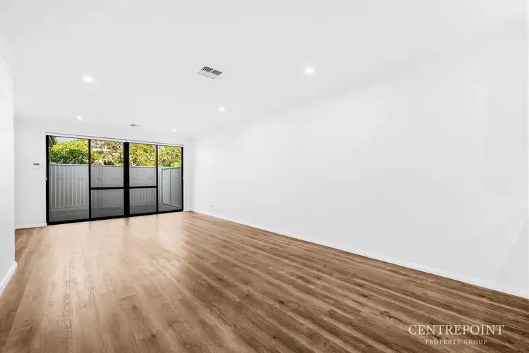 Fifth view of Homely villa listing, 3/7 Spring Avenue, Midland WA 6056