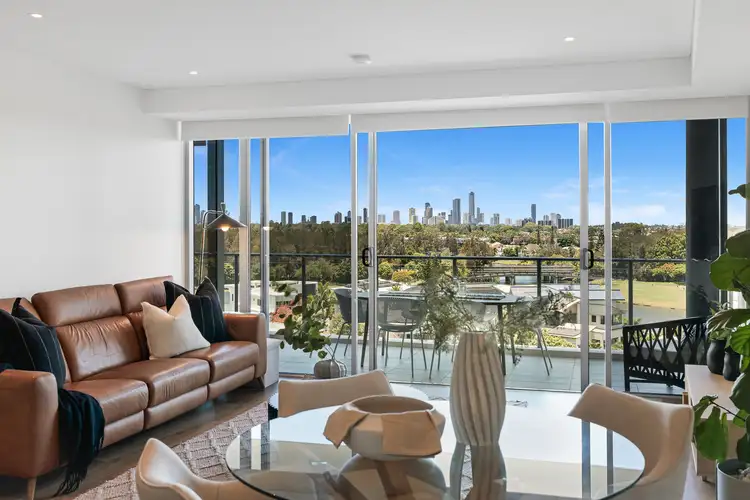 184/135 Lakelands Drive, Merrimac QLD 4226