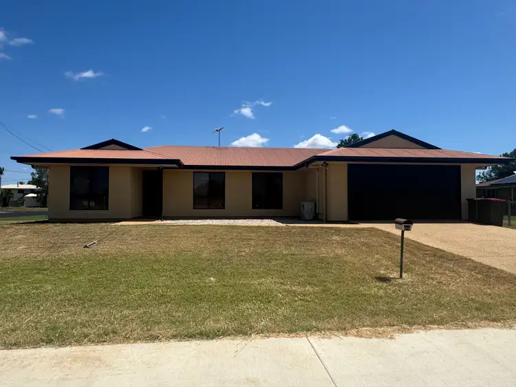 77 Park Avenue, Emerald QLD 4720