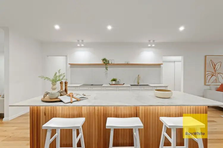 Sixth view of Homely house listing, 2 Culzean Crescent, Highton VIC 3216