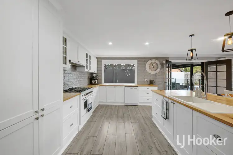 Sixth view of Homely house listing, 2 Cyprus Place, Melton West VIC 3337