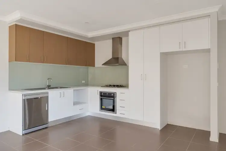 Sixth view of Homely house listing, 535 Mandalay Circuit, Beveridge VIC 3753