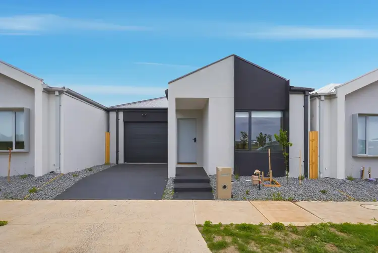 33 Rumbee Crescent, Tarneit VIC 3029