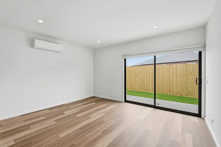 Second view of Homely house listing, 33 Rumbee Crescent, Tarneit VIC 3029