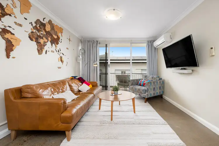 Second view of Homely unit listing, 2/21 Oriel Road, Clayfield QLD 4011