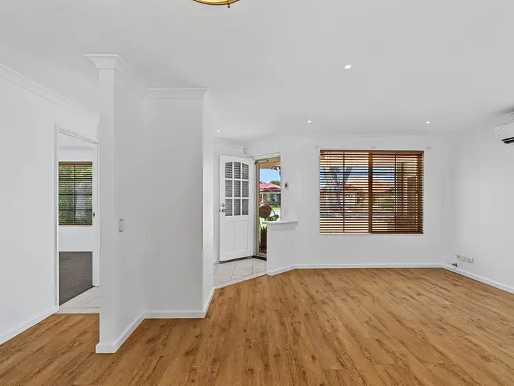 Sixth view of Homely house listing, 6 Suncrest Meander, Meadow Springs WA 6210