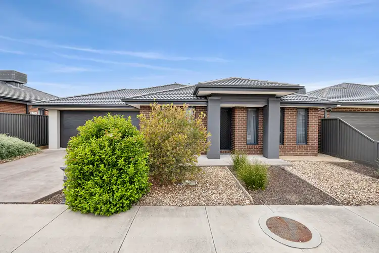 31 Foxglove Way, Lara VIC 3212
