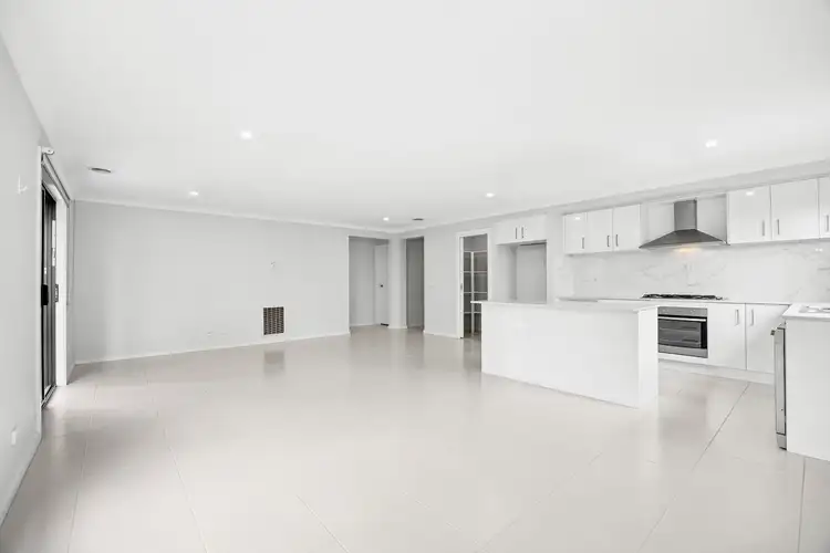 Fourth view of Homely house listing, 31 Foxglove Way, Lara VIC 3212