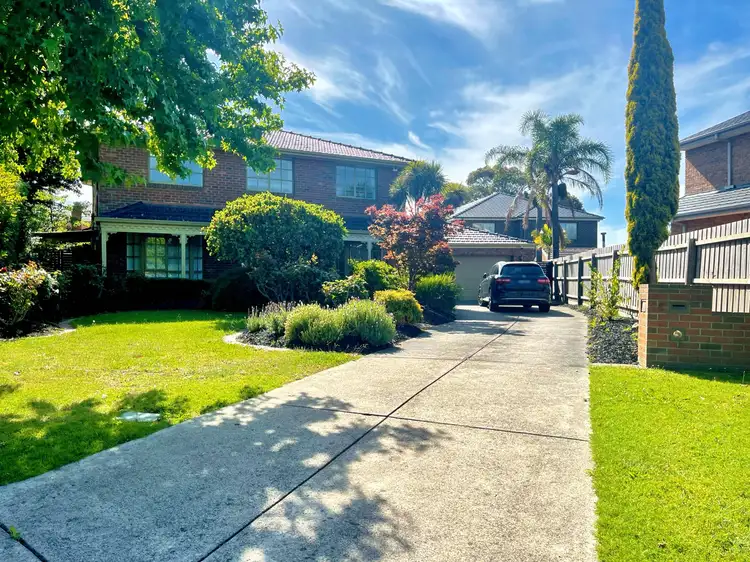 16 College Court, Glen Waverley VIC 3150