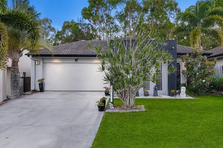 47 Whitecedar Circuit