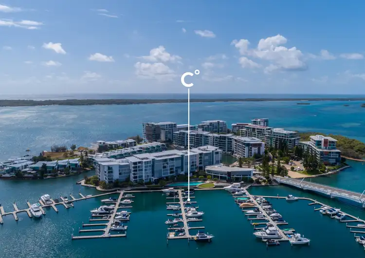 Marina Berth BC Ephraim Island, Paradise Point QLD 4216